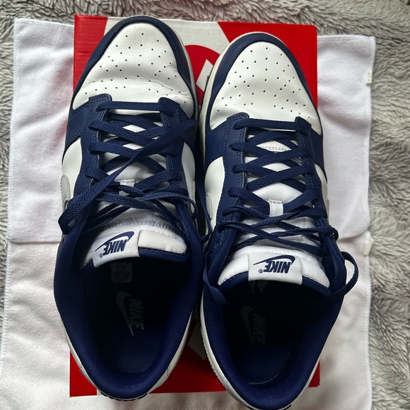 Nike Men's Blue and White Dunks - Picture 5 of 7